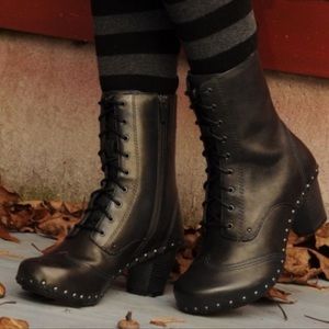 Dansko Nat Granny Boots Lace Up Wingtip Black Pewter Stud Size 38